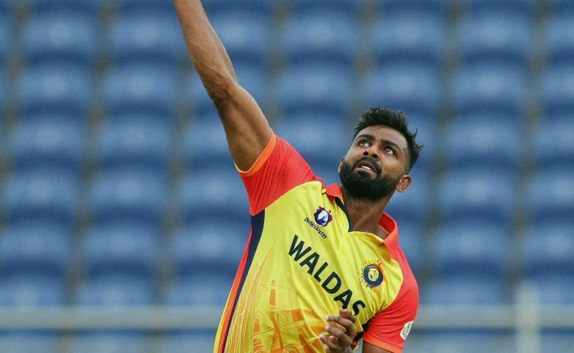 নিলামের হাতুড়ি নয়, এনওসি আর রিটেনশনই এশিয়ার ক্রিকেট বাজারের আসল দাম