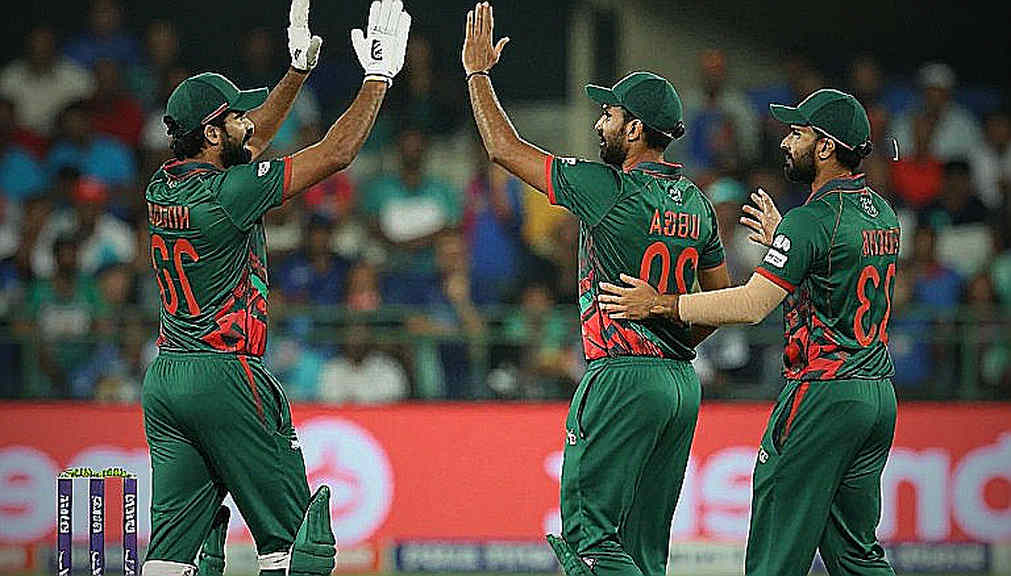 ১৭২ বনাম ১৭২: এডেন পার্কে ফিলিপস-ব্রেসওয়েল যেভাবে ভারতের গভীরতার মুখোশ খুলে দিলেন
